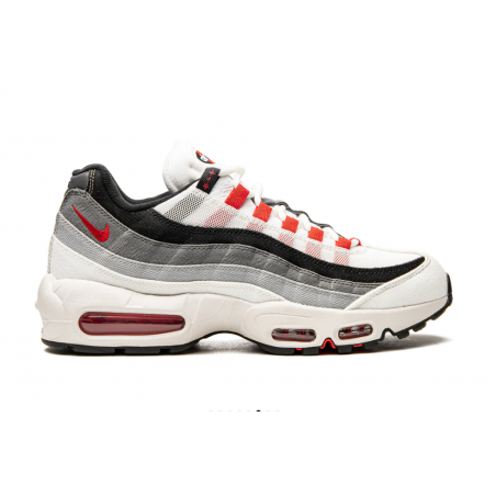 حذاء Air Max 95 QS "زهر البرقوق الياباني"