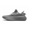 حذاء Yeezy Boost 350 V2 باللون الرمادي الفولاذي