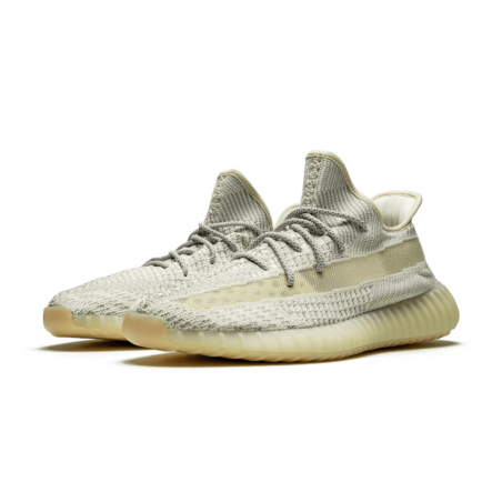 حذاء Yeezy Boost 350 V2 عاكس "Lundmark"