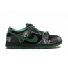 SB Dunk Low "هناك ألواح تزلج"