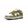 SB Dunk Low "Alexis Sablone Chameleon"