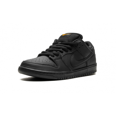 SB Dunk "Triple Black"