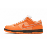 صندوق خاص من SB Dunk Low "Concepts Orange Lobster"