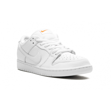 حذاء SB Dunk Low Pro "Triple White"