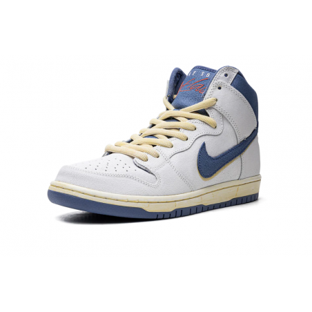 صندوق SB Dunk High الخاص "Atlas Lost At Sea"