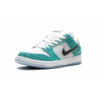 SB Dunk Low Pro QS "ألواح التزلج أبريل"