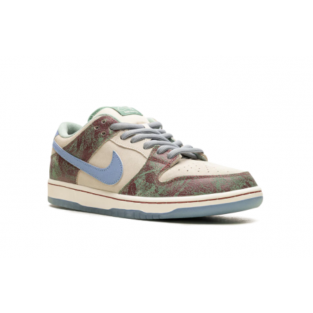 SB Dunk Low "نادي التزلج Crenshaw"