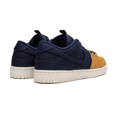 حذاء SB Dunk Low "Midnight Navy/Desert Ochre"