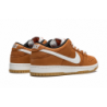 SB Dunk Low Pro ISO "Dark Russet"