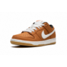 SB Dunk Low Pro ISO "Dark Russet"