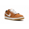 SB Dunk Low Pro ISO "Dark Russet"