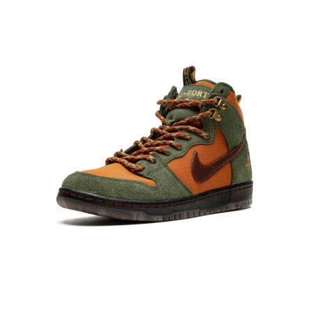 حذاء عمل SB Dunk High "Pass Port"